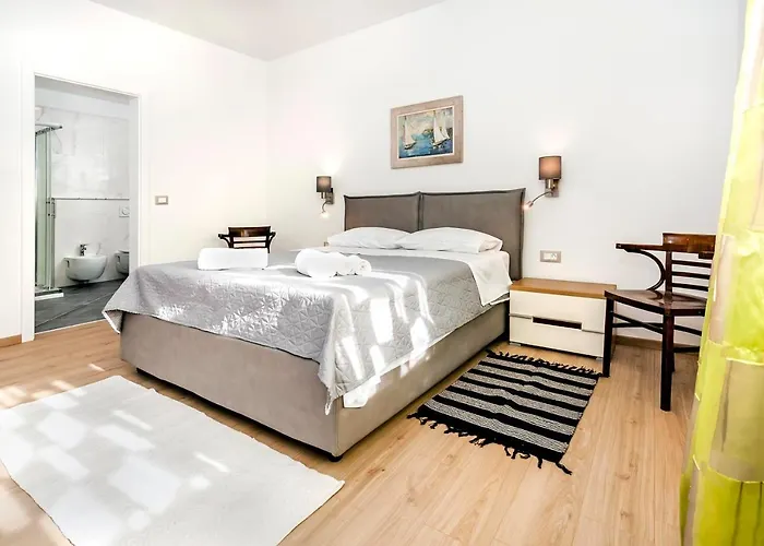 아파트 El Corsaro