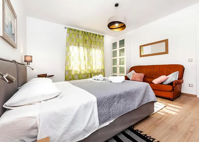 El Corsaro 아파트