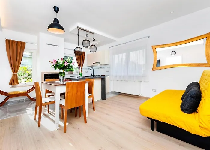 El Corsaro 아파트 로비니