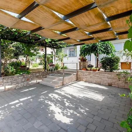 El Corsaro Apartment *
