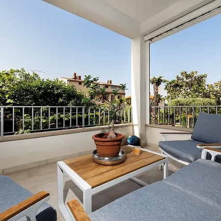 El Corsaro Апартаменты