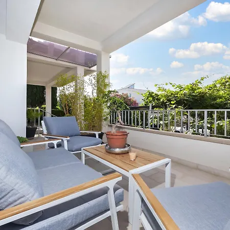 Апартаменты El Corsaro